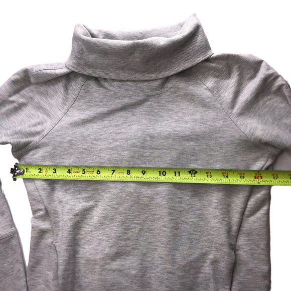 LULULEMON Gray Sweatshirt Turtleneck Pullover. Cowl Neck. Size Women's 2 - Picture 12 of 13
